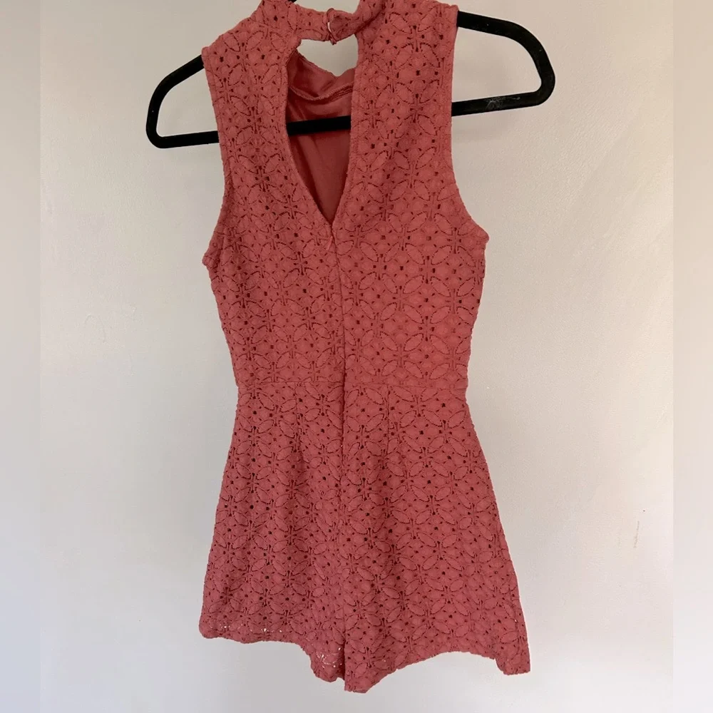 High Neck Romper Women’s Small - Picture 4 of 4